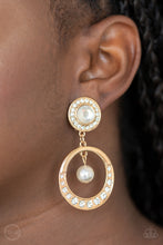 Load image into Gallery viewer, Regal Revel Clip On Earrings
